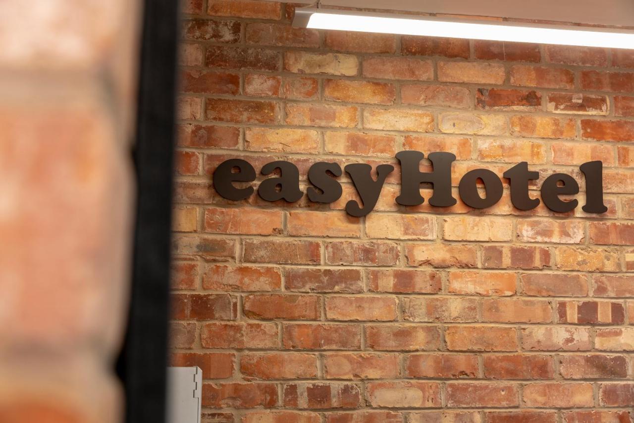 Easyhotel Reading Exterior photo
